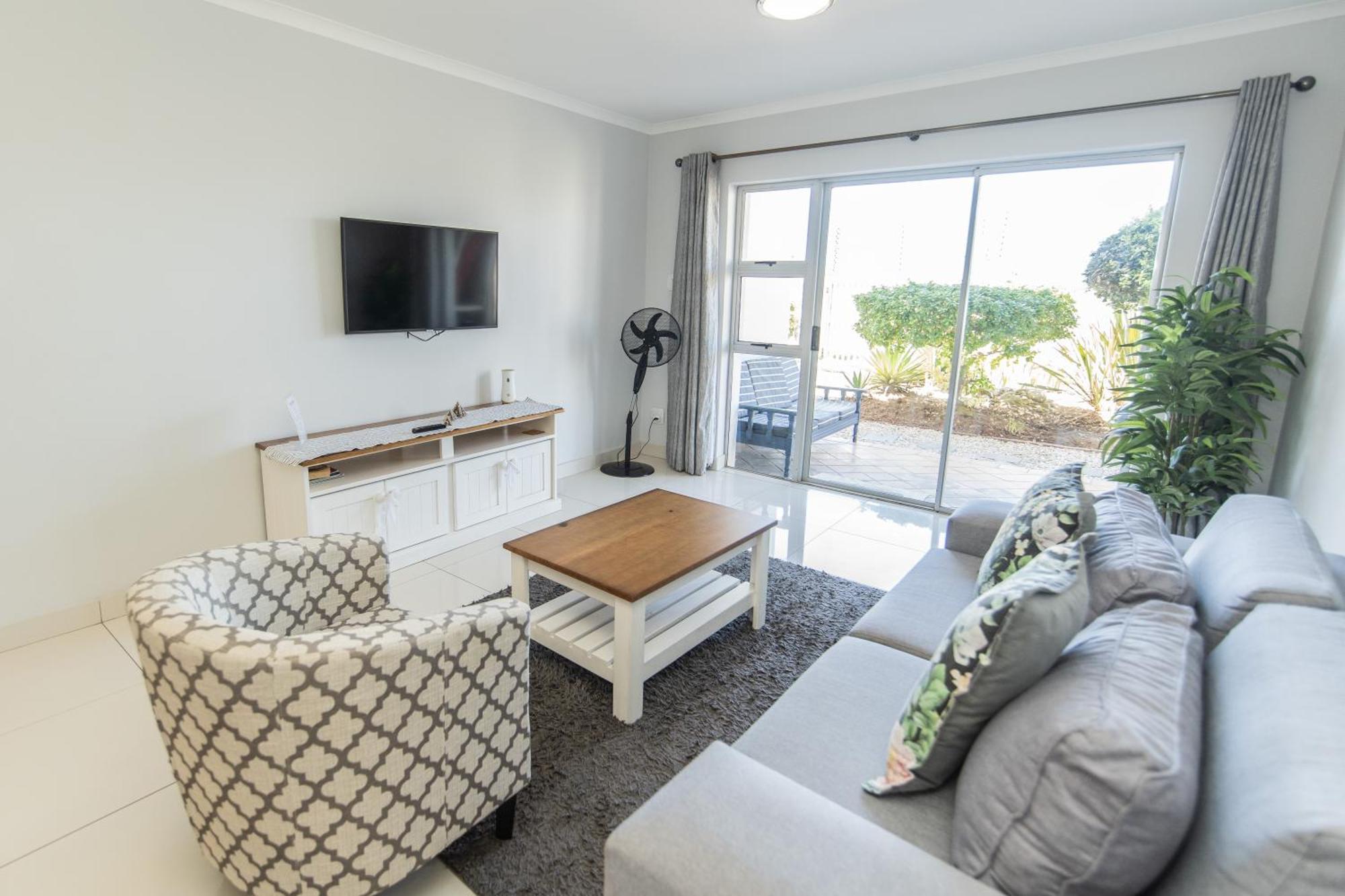 Summerseas Beach Living Port Elizabeth Exterior photo